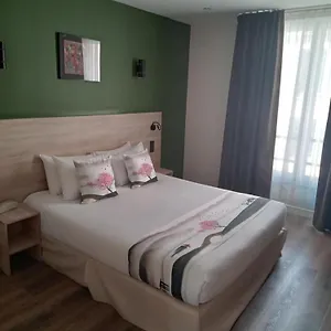 Modern Est 2* Parijs